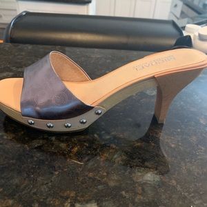 Beautiful Michael Kors sandals